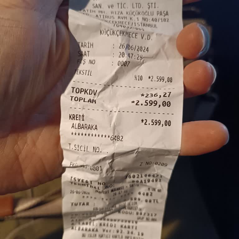 Miss Sesa Atirus Şubesi Bir Günlük Ürünü İade Almıyor.