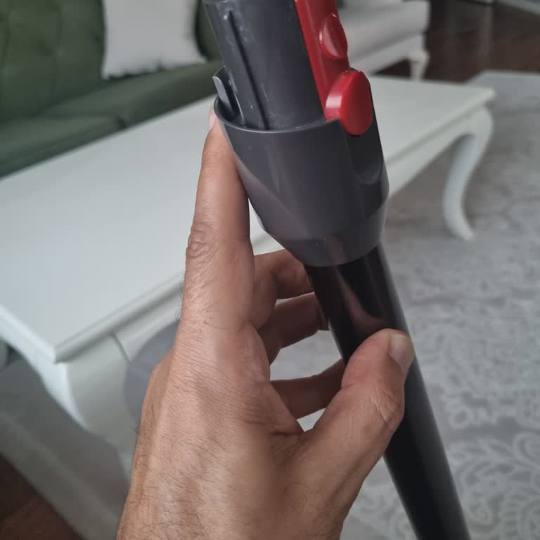 Dyson V12 Boru Sorunu