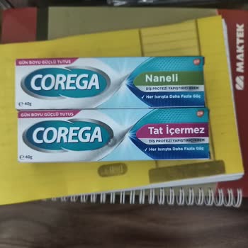 Corega Diş Protezi Yapıştırıcısı