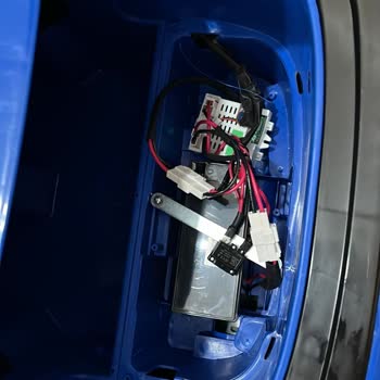 Ebebek Dolu Marka Akülü Araba Eksik Parça Sorunu