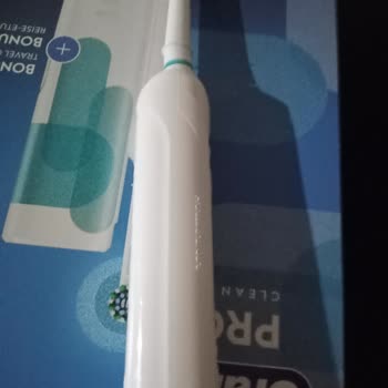 Oral B Şarjlı Dis Fırcası Şarjdan Sonra Yine Hemen Kapanıyor