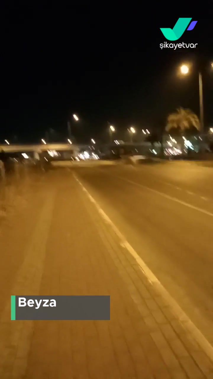 Manavgat Şoförler Odası Dolmuşçu Yolcuyu Gördüğü Halde Durmadı Ve Almadı videonun kapak resmi