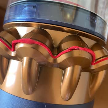 Dyson Filtre Ve Sünger Sorunu