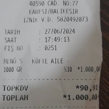 Köfteci Yusuf Dinlenme Tesisinde Yetersiz Hizmet Ve Hijyen Problemleri