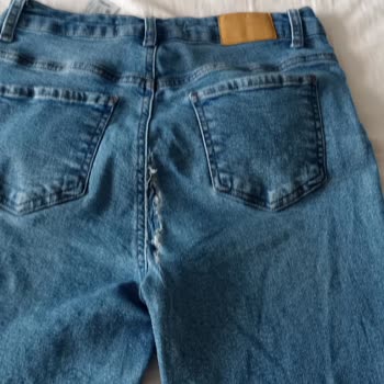 Koton'dan Aldığım Pantolonun Yırtılması.