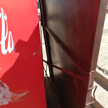 Coca-Cola Dolabı Dış Koruyucu Kapağı
