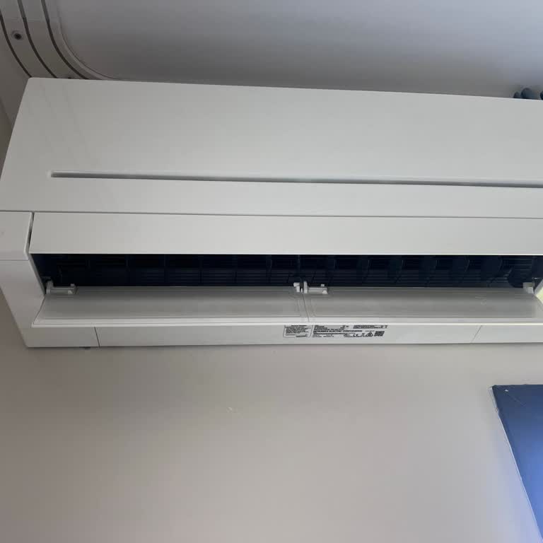 Mitsubishi Electric Mitsubishi Klima Kanadını Servis Ekibi Kırdı