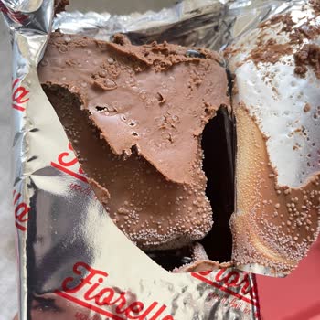 Elvan Gıda Mağazadan Bozuk Ürün Alındı