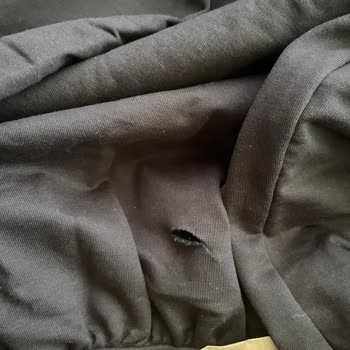 Lemaye Offical Özensiz Kargo Ve Defolu Ürünler: Müşteri Memnuniyetsizliği