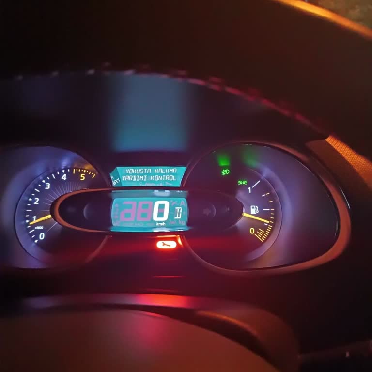 Renault Clio 4 Yokuşta Kalkış Arızası Veriyor