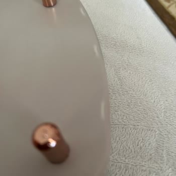 Gratis Uygunsuz İtici İzli Çapaklı Ürünleri Satıyor
