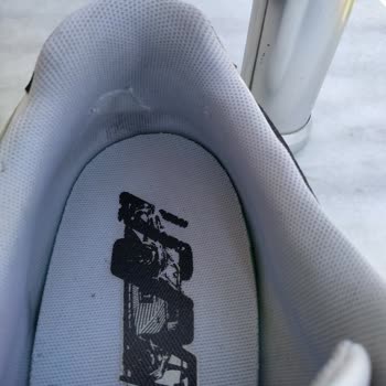 "Puma Roma BMW MMS" Garantili Ürünün Arkasında Kimse Durmuyor