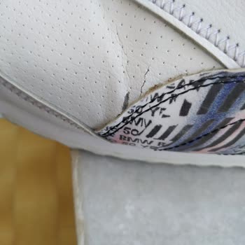 "Puma Roma BMW MMS" Garantili Ürünün Arkasında Kimse Durmuyor