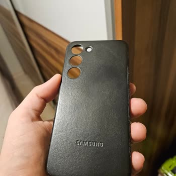Samsung S23 Deri Kılıf Erken Sürede Yıpranması