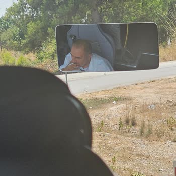 Isparta Petrol Turizm İçerisi Sıcak Ve Şoför Sigara İçiyor!