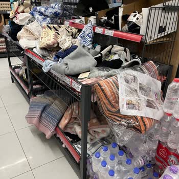A101 Mağaza Düzensizliği Ve Aktüel Ürünlerinin Olmaması