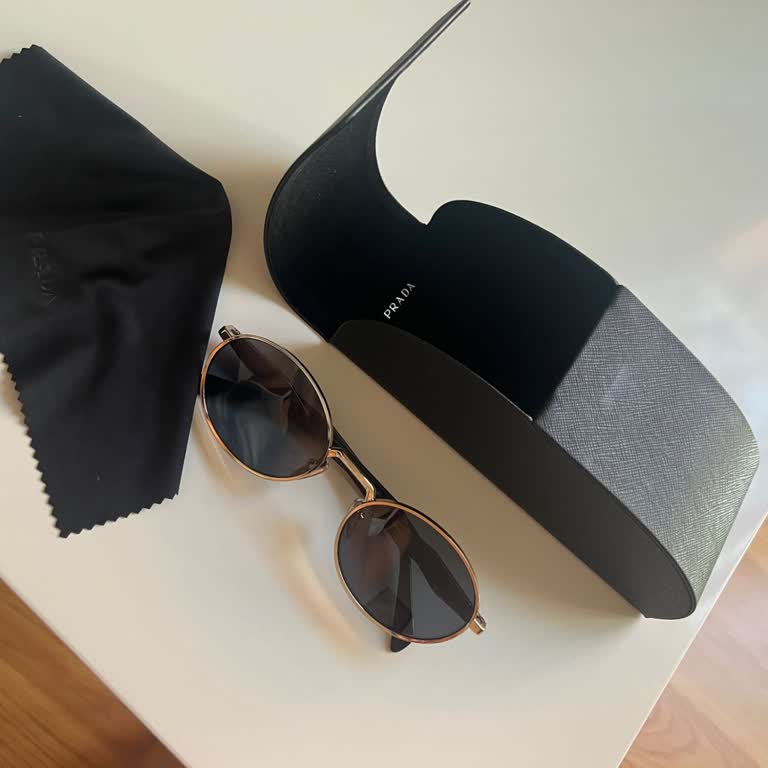 Low Quality Complaint for Prada Sunglasses