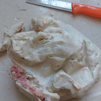 SuperFresh Marketten Almış Olduğum Börek Asla Yenilemeyecek Bir Durumda