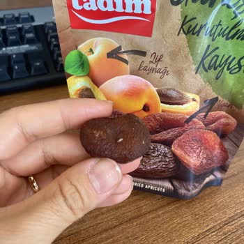 Tadım Kuru Kayısıdan Böcek Çıktı