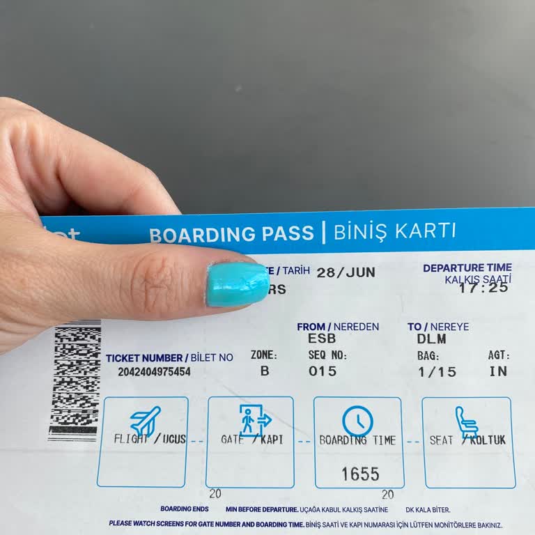 Ajet Uçuşunda Uzun Rötar Ve Bilgilendirme Eksikliği