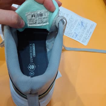 FLO Ayakkabı FLO Kusurlu Ürün Göndermedi Ve Mağduriyetimi Gidermemeleri