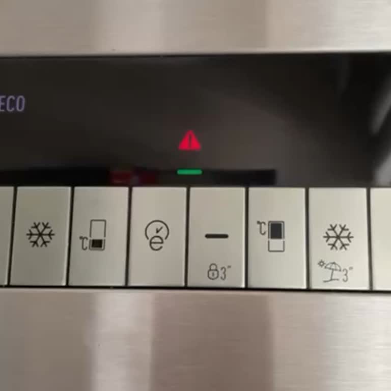 Arçelik 270561 CEI Buzdolabı