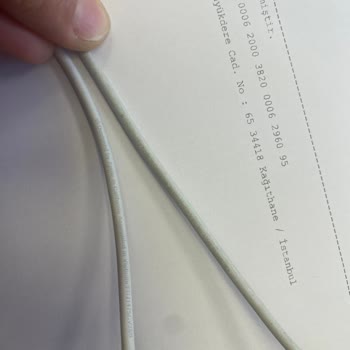 Apple Türkiye Store Orijinal Olmayan Ürün Satıyor