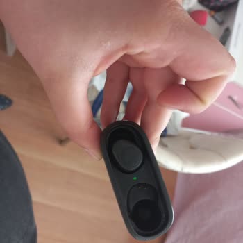 JBL Sağ Mavi Işık Yanmıyor