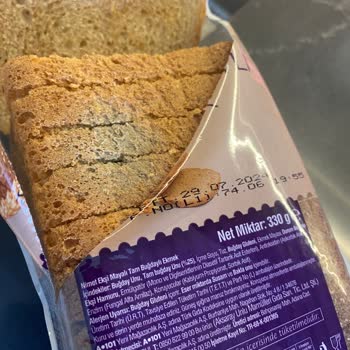 A101 Küflü Ekmek Satıyor