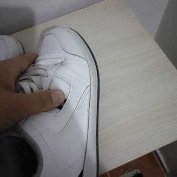 Deichmann Sattığı Ürünün Arkasında Durmuyor