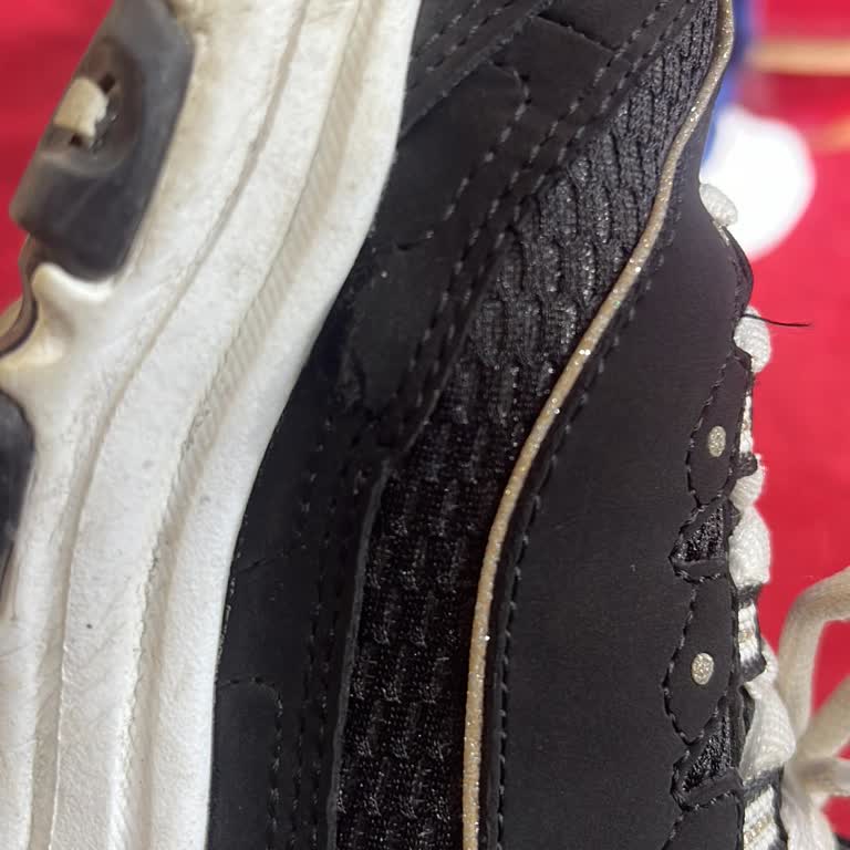 Skechers 3 Ayda Ürünün Yırtılması