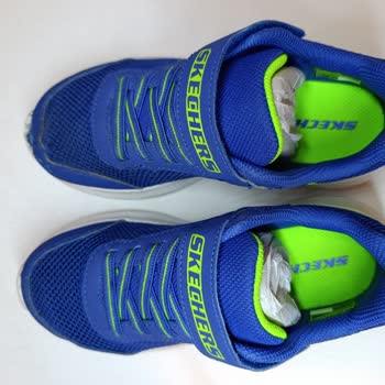 Skechers Kids Ayakkabı Yırtıldı