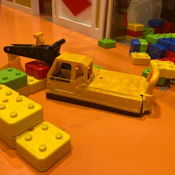 Playland Oyuncakları Yenile, Paramızın Yarısı Boşa Gitti