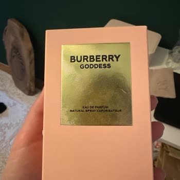 Boyner Burberry Parfümde Sıkıntı Var