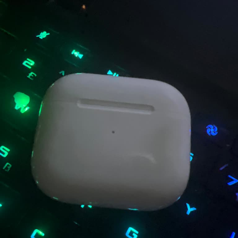 Apple Airpods 3. Nesil Kulaklıkta Sürekli Sorunlar Ve Yetersiz Servis
