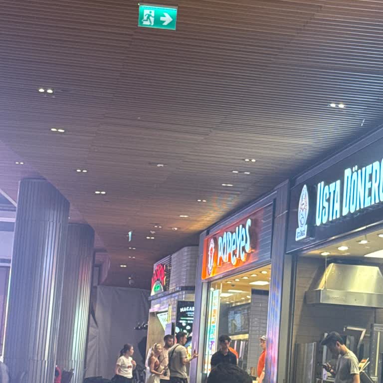 Kapanış Saatine Rağmen Sipariş Alınmayan Popeyes Şikayeti