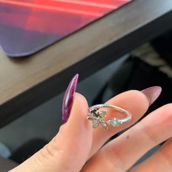 Pandora Mücevher Pandora Yüzük Taşı Düştü