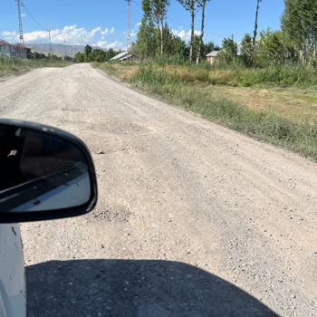 Erciş Belediyesi Bozuk Çukur Yol