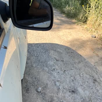 Van Büyükşehir Belediyesi Çukurlu Ve Bozuk Yol