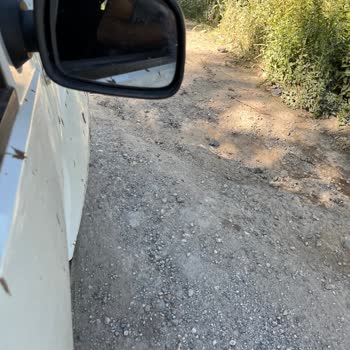 Van Büyükşehir Belediyesi Çukurlu Ve Bozuk Yol