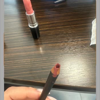 Mac Cosmetics Mac Erimiş Ruj Be Kalem Şikayeti