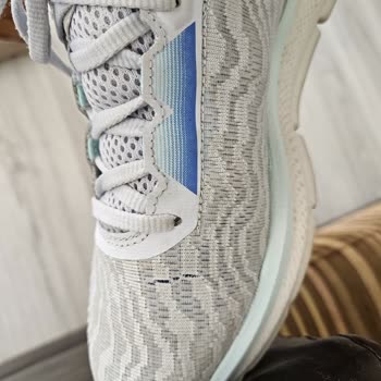 Skechers'ı Tüketici Hakem Heyeti'ne Şikayet Ettim.