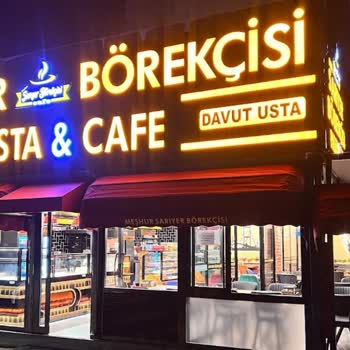 Meşhur Sarıyer Börekçisi Davut Usta Bozuk Sattığı Tatlıyı İade Almaması