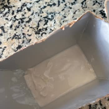 Birşah Marka Süt Dibindeki Kalıntı