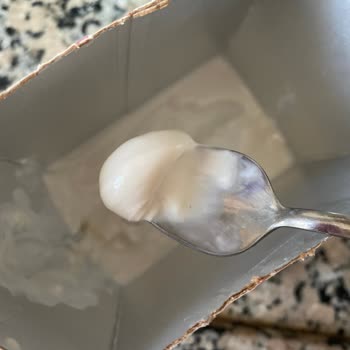 Birşah Marka Süt Dibindeki Kalıntı