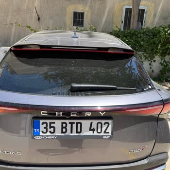 Chery Omada 5 Заднее стекло разбилось