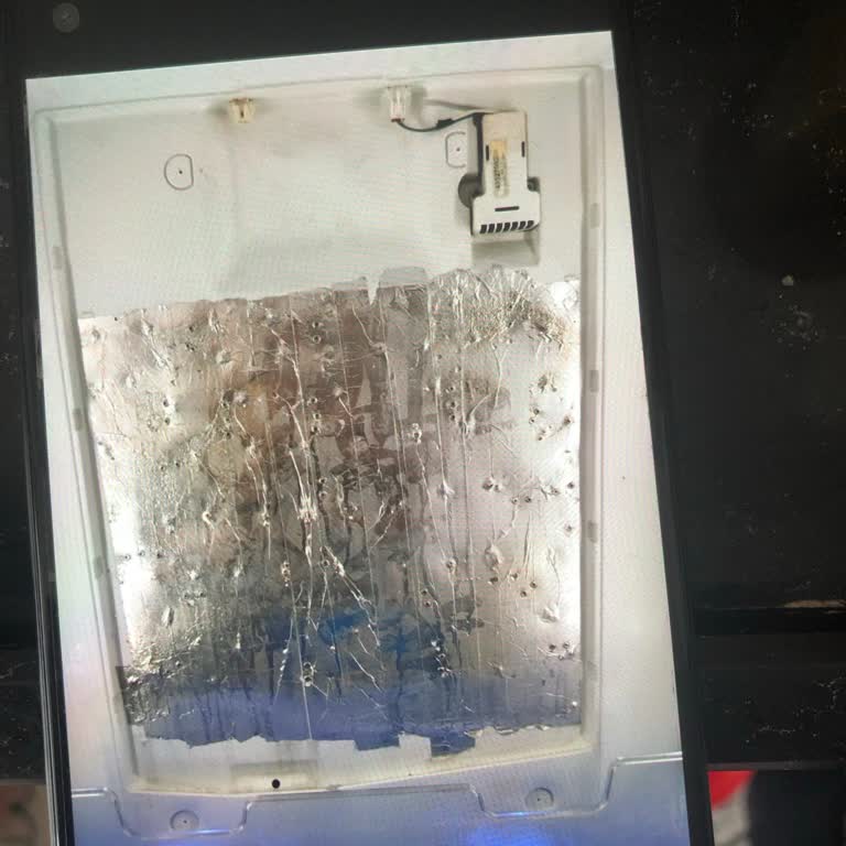 Arçelik Gövde Çatlağı Buzdolabı