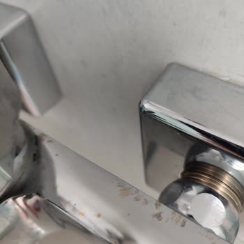 1 Aylık ECA Tierra Banyo Bataryası Pas Lekeleri Başladı