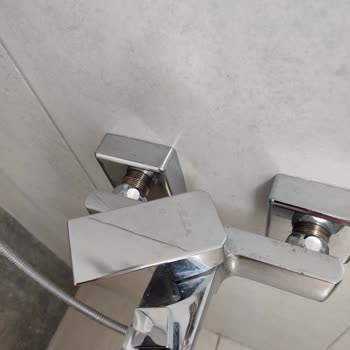1 Aylık ECA Tierra Banyo Bataryası Pas Lekeleri Başladı