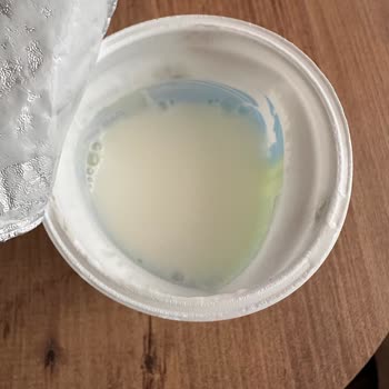Sütaş Ayran Kenarlarında Siyah Lekeler
